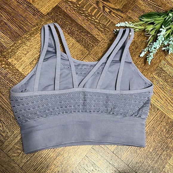 GYMSHARK Sport Bra - Picture 3 of 7